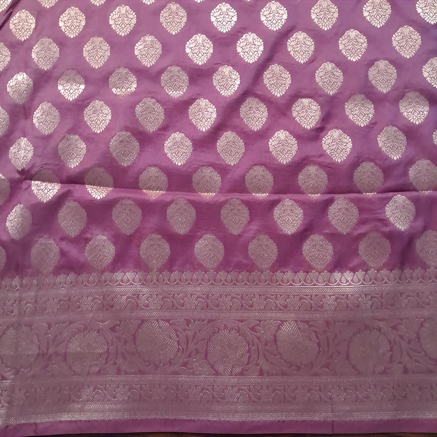 Pastel Mauve Banarasee Katan Silk Saree